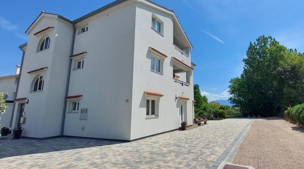Apartments Matea Baška Εξωτερικό φωτογραφία