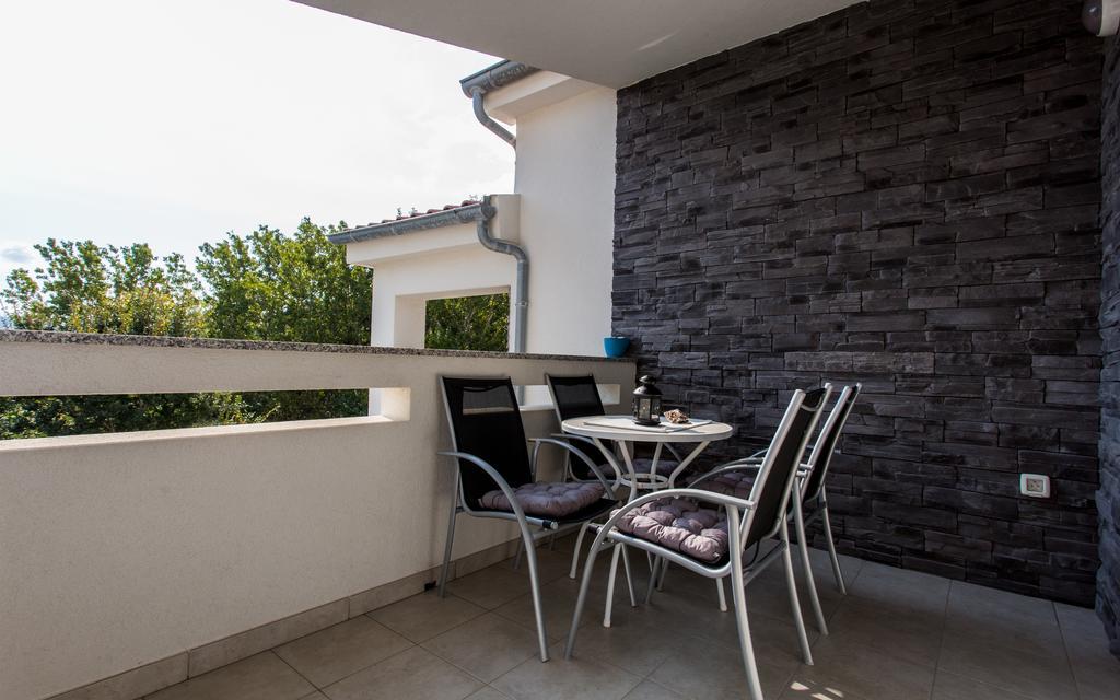 Apartments Matea Baška Εξωτερικό φωτογραφία